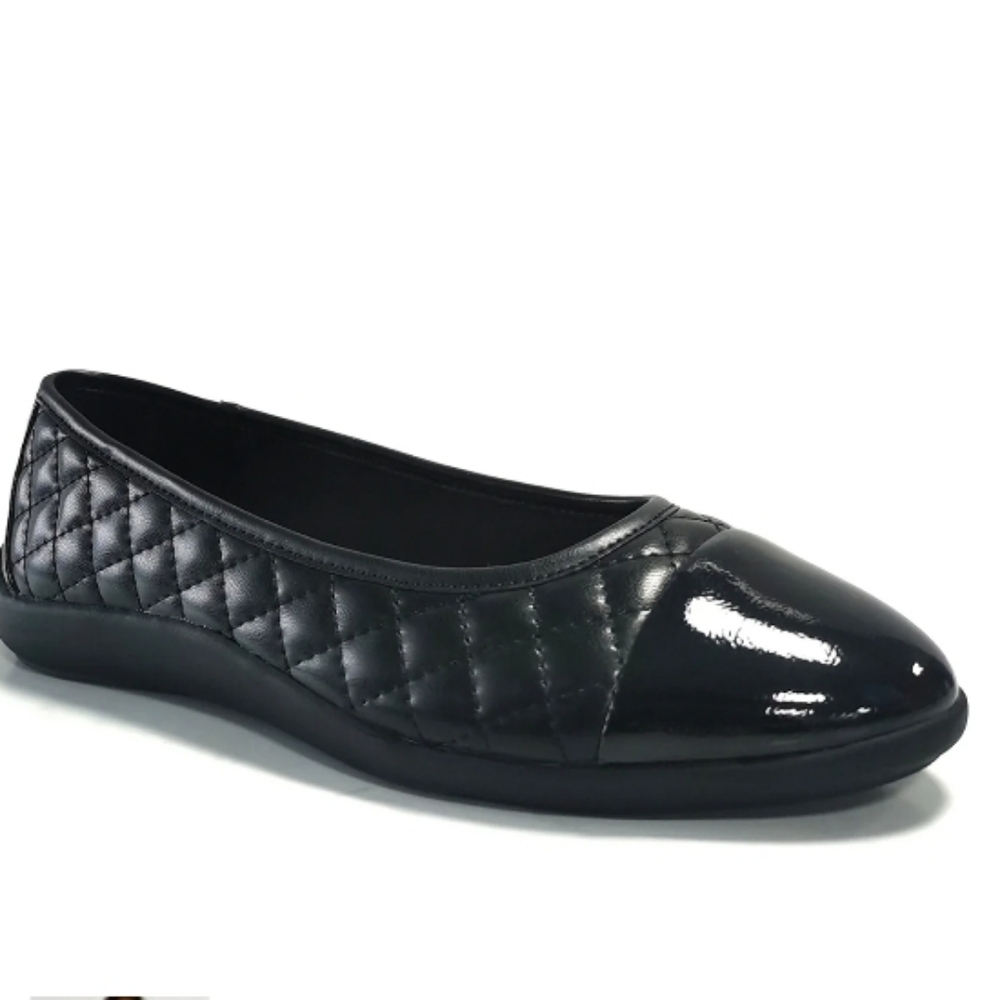 Time and Tru Women's Cap Toe Quilted Ballet Flats size 11.5